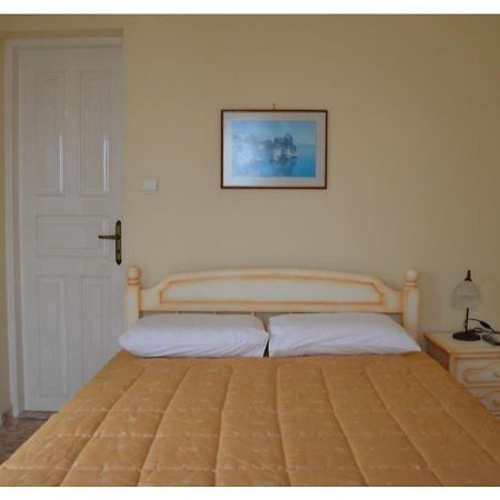Kardoulis Rooms Triovasalos Екстер'єр фото