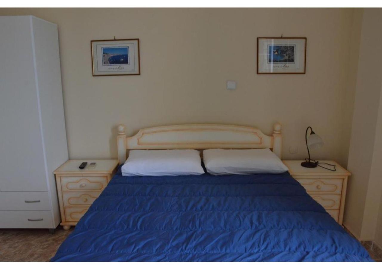 Kardoulis Rooms Triovasalos Екстер'єр фото